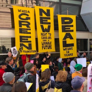 Big-Name 2020 Dems Support the ‘Green New Deal,’ but Big-Name Enviro Groups Don’t