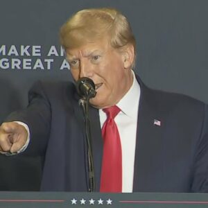 Trump Smacks Down Sununu During NH Visit: ‘He’s at Less Than One Percent’