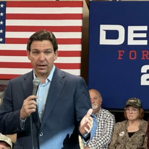 In NH, Team DeSantis Shrugs Off Haley Hype: ‘He’s the Only Alternative to Trump’