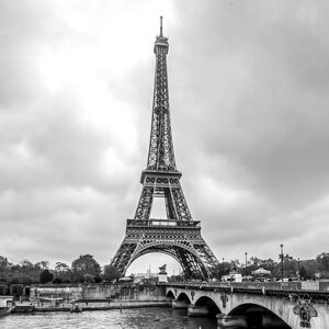 Counterpoint: I Discovered the Meaning of Thanksgiving in a Paris Apartment