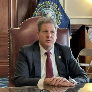 Sununu Offers Advice for Kelly Ayotte (and Elon Musk!) in Final Exec Council Meeting